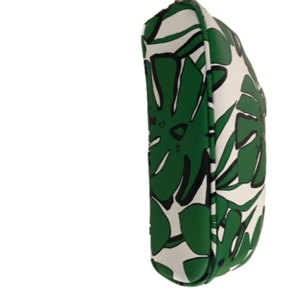 𝅺NWOT Trina Turk green tropical cosmetic bag